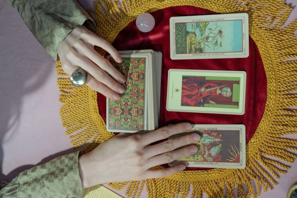 La voyance maghrébine : un héritage spirituel au service de votre avenir