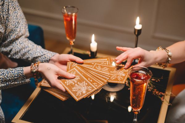 La voyance : un soutien essentiel après un divorce